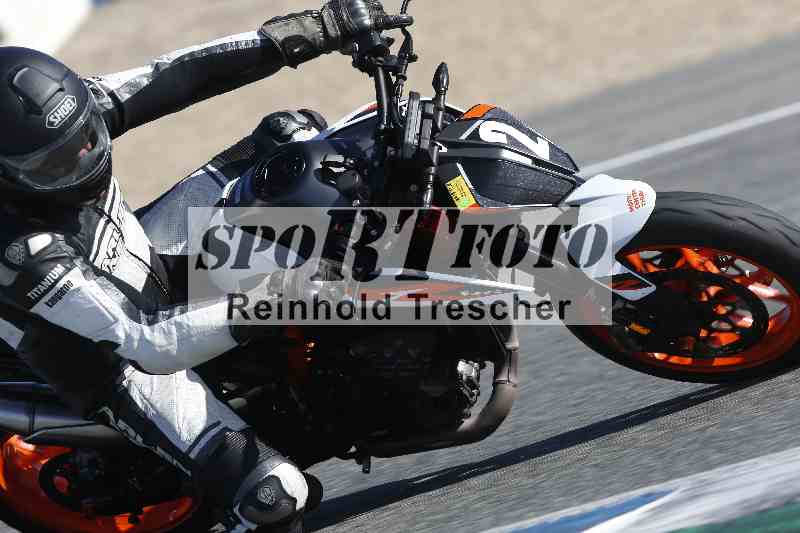 /Archiv-2024/02 29.01.-02.02.2024 Moto Center Thun Jerez/Gruppe gruen-green/2